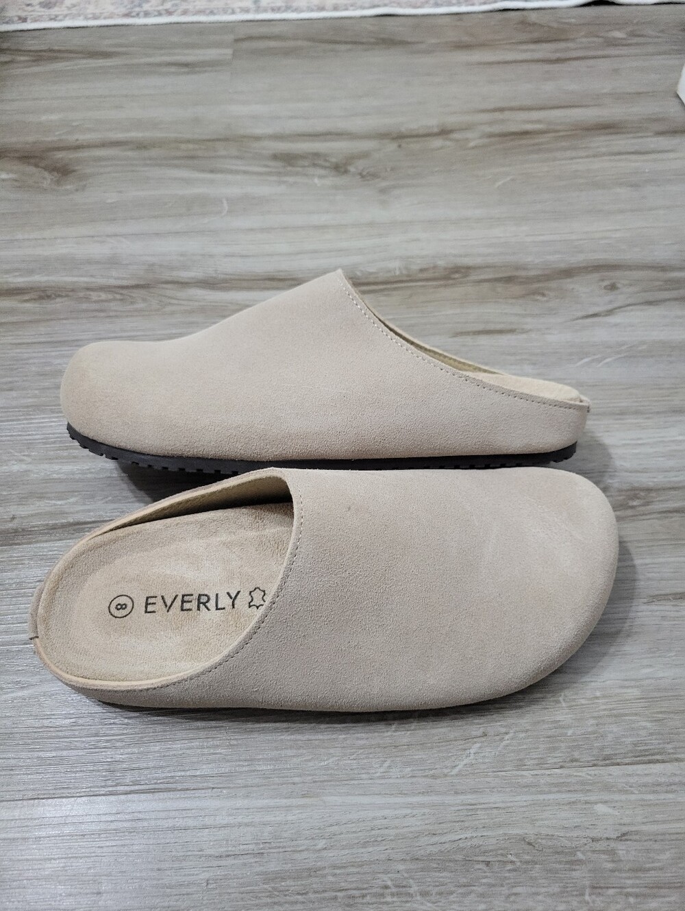New Suede Clog Sandals Size 8